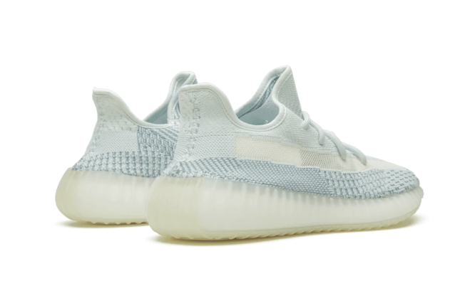Men's Designer Shoes: Yeezy Boost 350 V2 Cloud White with Discount