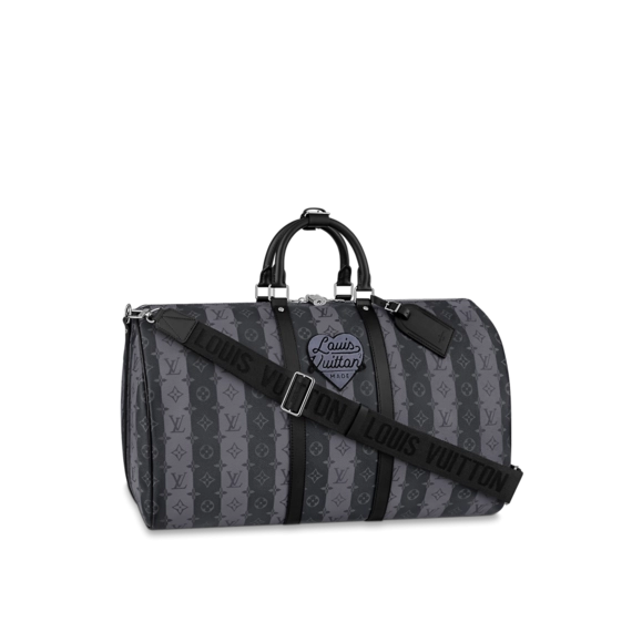 Stylish Louis Vuitton Keepall Bandouliere 55 for Men's Available.