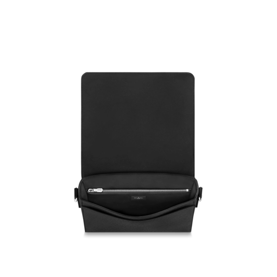Get the Best Quality Louis Vuitton New Flap Messenger for Men's
