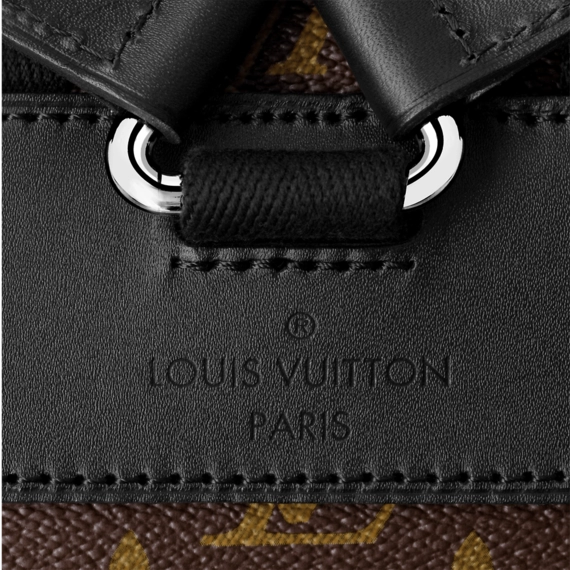 The Louis Vuitton Christopher PM - A Must-Have for Any Gentleman!