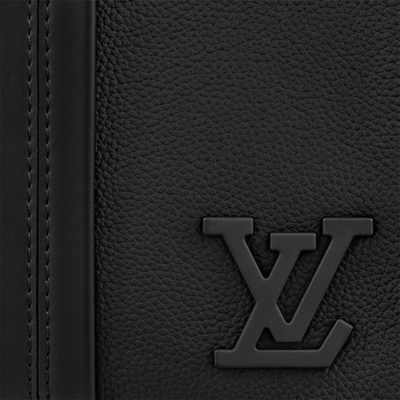Shop Louis Vuitton Tote for Men - Discounted