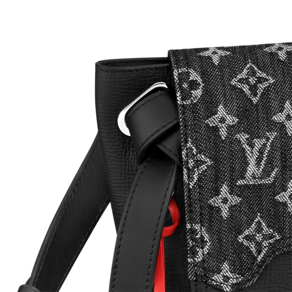 Get Discount on Women's Louis Vuitton Besace Tokyo