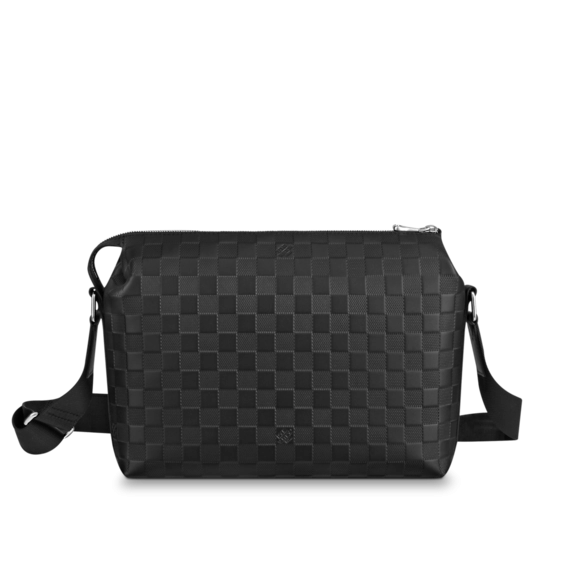 Get the Best of Louis Vuitton DISCOVERY MESSENGER PM for Men