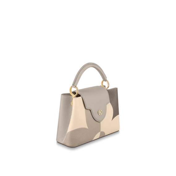 Look Fabulous with the Bolsa Capucines BB for Women's