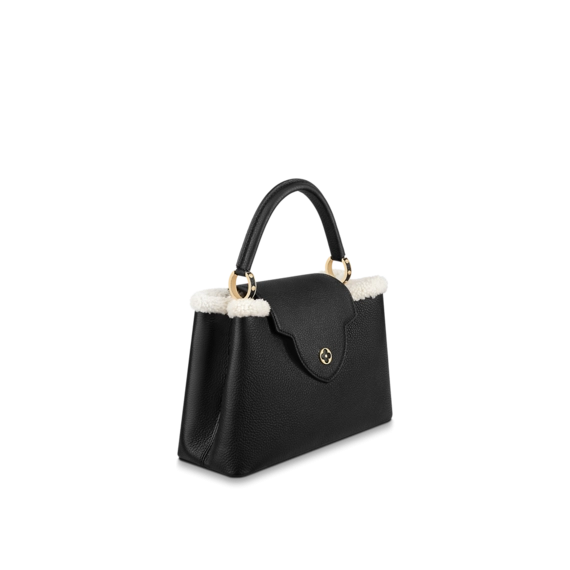 Women's Designer Capucines MM Bag for Sale!