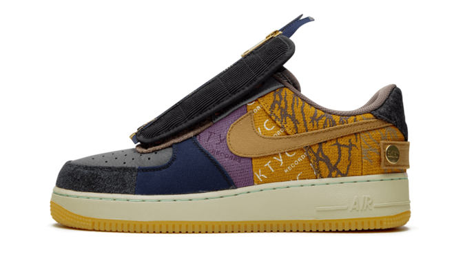 Shop Men's Nike Air Force 1 Low Travis Scott - Cactus Jack Now and Save!
