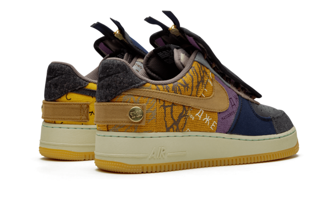 Grab a Bargain on Men's Nike Air Force 1 Low Travis Scott - Cactus Jack!