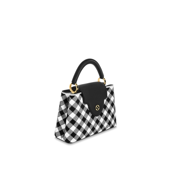 Look Stylish with the Capucines BB Women's Bag!