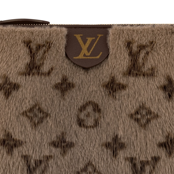 Women's Louis Vuitton Neo Pochette Milla - Get the Latest Look at a Discount!