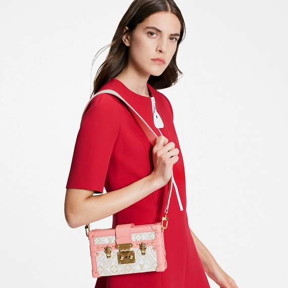Women's Fashion Must-Have - Louis Vuitton Petite Malle - Buy Now!