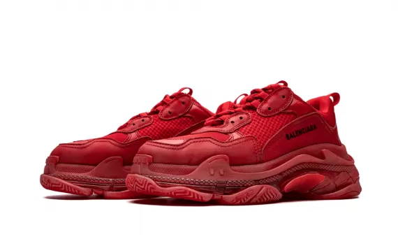 Fashion designer online shop presents Balenciaga Triple S - Clear Sole Red for men's!