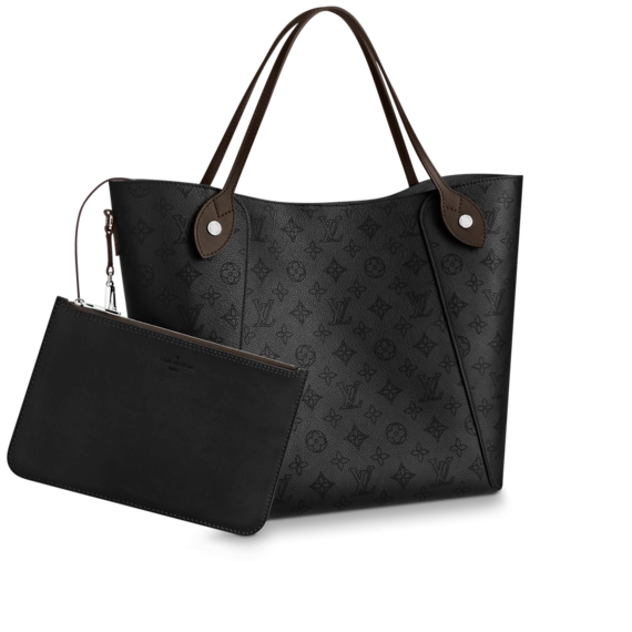 Grab Your Louis Vuitton Hina MM Women's Handbag Now!