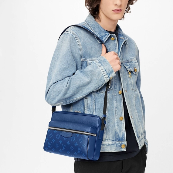 Get Women's Outdoor Dark Blue Louis Vuitton Clothing Now