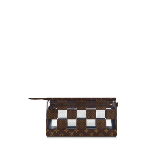 Don't Miss Out on the Louis Vuitton Standing Pouch for Men's with Incredible Discounts!