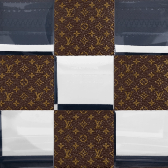 Get the Louis Vuitton Standing Pouch for Men's with Special Discounts!