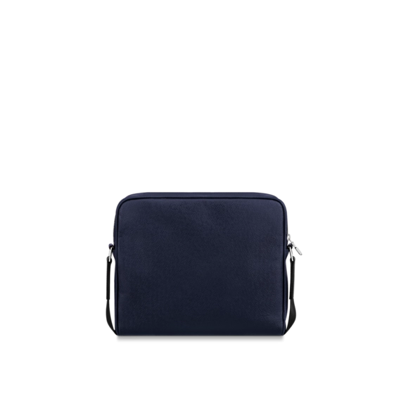 Discount on Louis Vuitton Messenger Bag for Men!