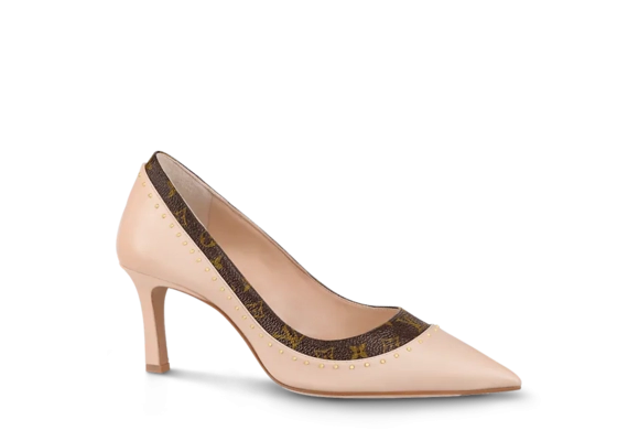 Shop Women's Louis Vuitton Signature Pump Nude Pink with Discount