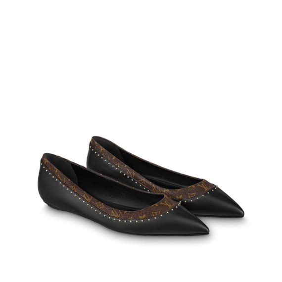 Women's Shoes: Louis Vuitton Signature Flat Ballerina at a Reduced Price!