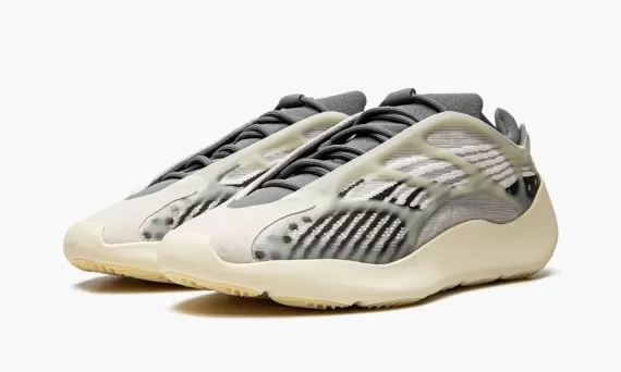 Women's Yeezy 700 V3 Fade Salt - Get the Latest Look at a Discount!