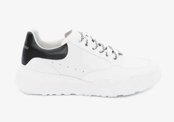 Alexander McQueen Trainer White/Black for Women - Shop Now and Save with Discount!