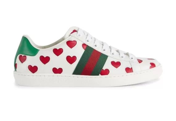 Women's Gucci Ace Lace-up Sneakers Heart Print White/Green/Red - Buy Now at Discounted Price!