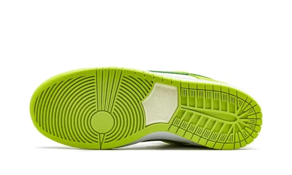Buy Stylish Nike SB Dunk Low Pro - Green Apple for Men's