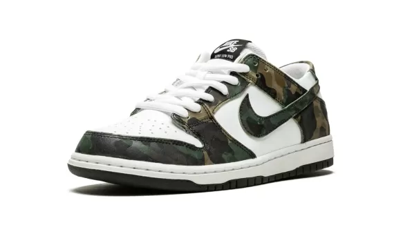 Women's Nike SB Zoom Dunk Low Pro - Camo for Sale