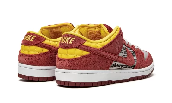 Look Your Best with Nike SB Dunk Low Premium QS - Crawfish for Men
