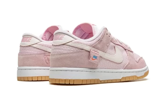 Women's Nike WMNS Dunk Low SE - Soft Pink now with a discount!