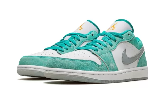 Sale On Women's Air Jordan 1 Low SE - New Emerald!