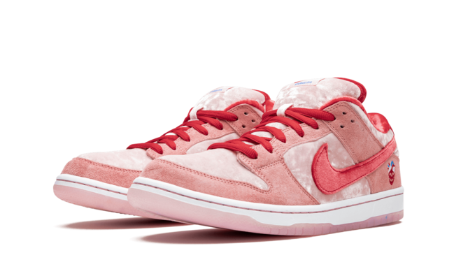 Nike SB Dunk Low Pro - StrangeLove