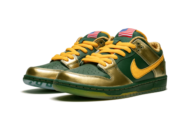 Nike SB Dunk Low QS DB - Doernbecher