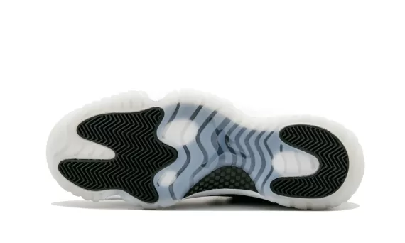 Look your best with a new pair of Women's Air Jordan 11 Retro Low - Barons today!