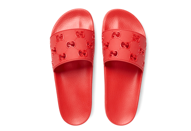 Get the Latest Men's Gucci Rubber GG Slide Sandal