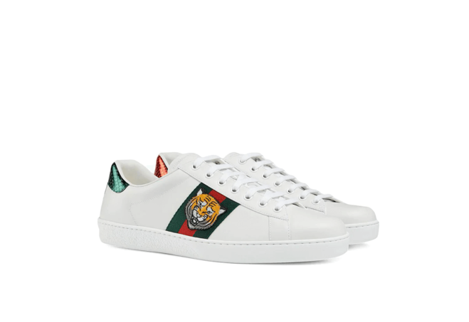 Women's Gucci Ace Tiger Appliqued Sneakers - Get Yours Now!