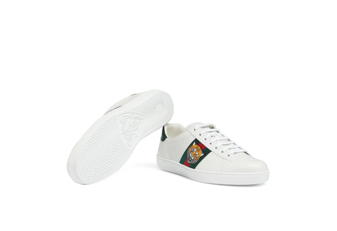 Sale on Gucci Ace Tiger Appliqued Sneakers for Men's - Don't Miss Out!