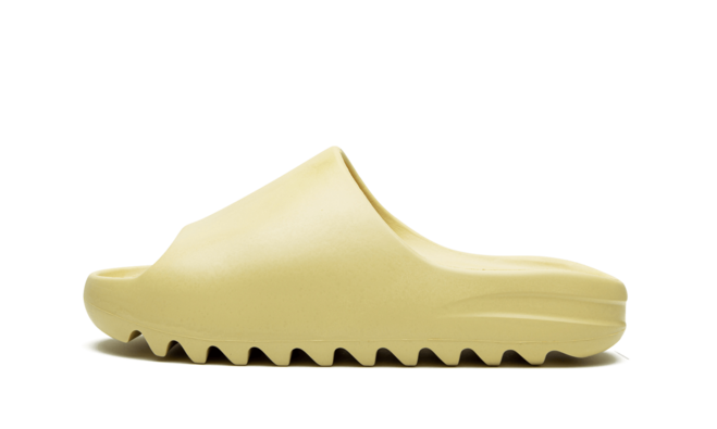 Yeezy Slide Desert Sand