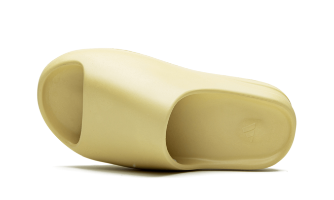 Get the Latest Yeezy Slide Desert Sand for Men's