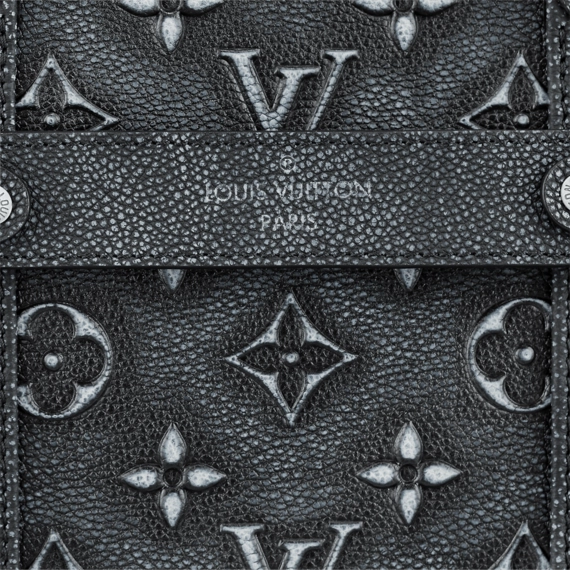 Louis Vuitton Tote Journey