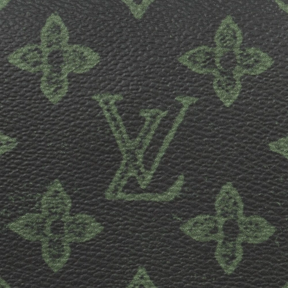 Louis Vuitton Trio Messenger