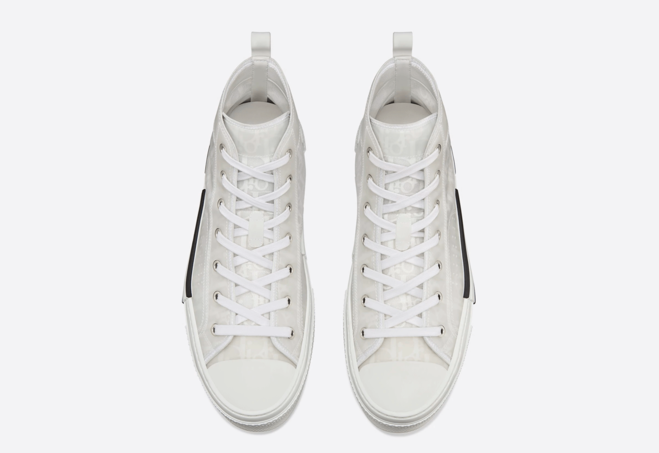 Get the latest fashion trend with the Dior High-Top White Oblique Canvas for men's.