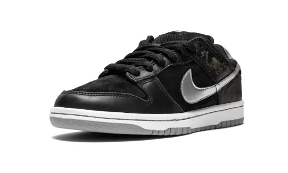 Nike Dunk Low Premium SB - Takashi 2