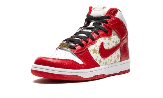 Nike SB Dunk High Pro Supreme - Red Stars