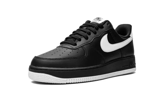 Nike Air Force 1 '07 - Black / White