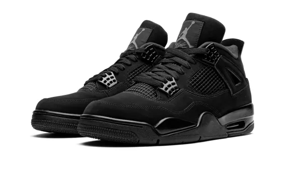 Air Jordan 4 Retro - Black Cat 2020