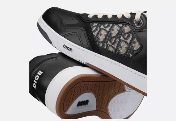 B27 Low-Top Sneaker Beige and Black