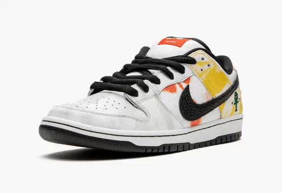 Fashion Designer Shop: Men's White SB Dunk Low - Tie-Dye Rayguns 2019