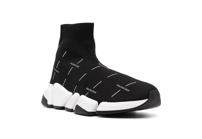 Discounts on Balenciaga Speed Runners 2.0 Logo-Print Black/White Women's Shoes!