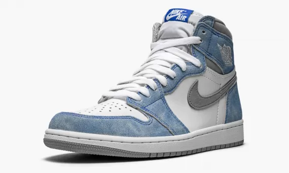 Buy Women's AIR JORDAN 1 RETRO HIGH OG - Hyper Royal at