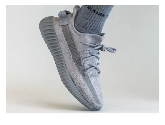 Yeezy Boost 350 V2 - Space Grey